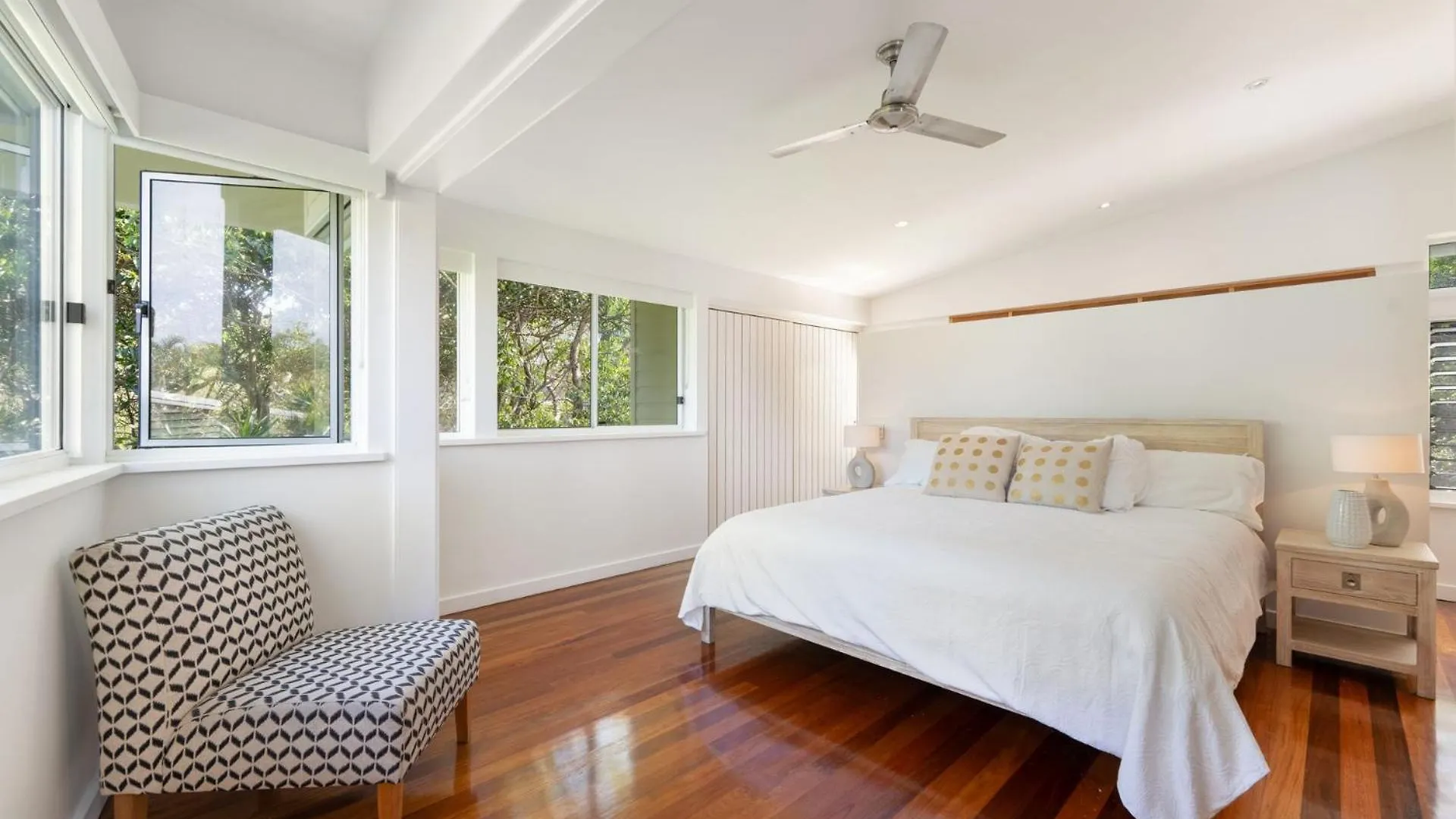 Holiday home Iconic Noosa Beach House In Mcanally Drive Sunshine Beach