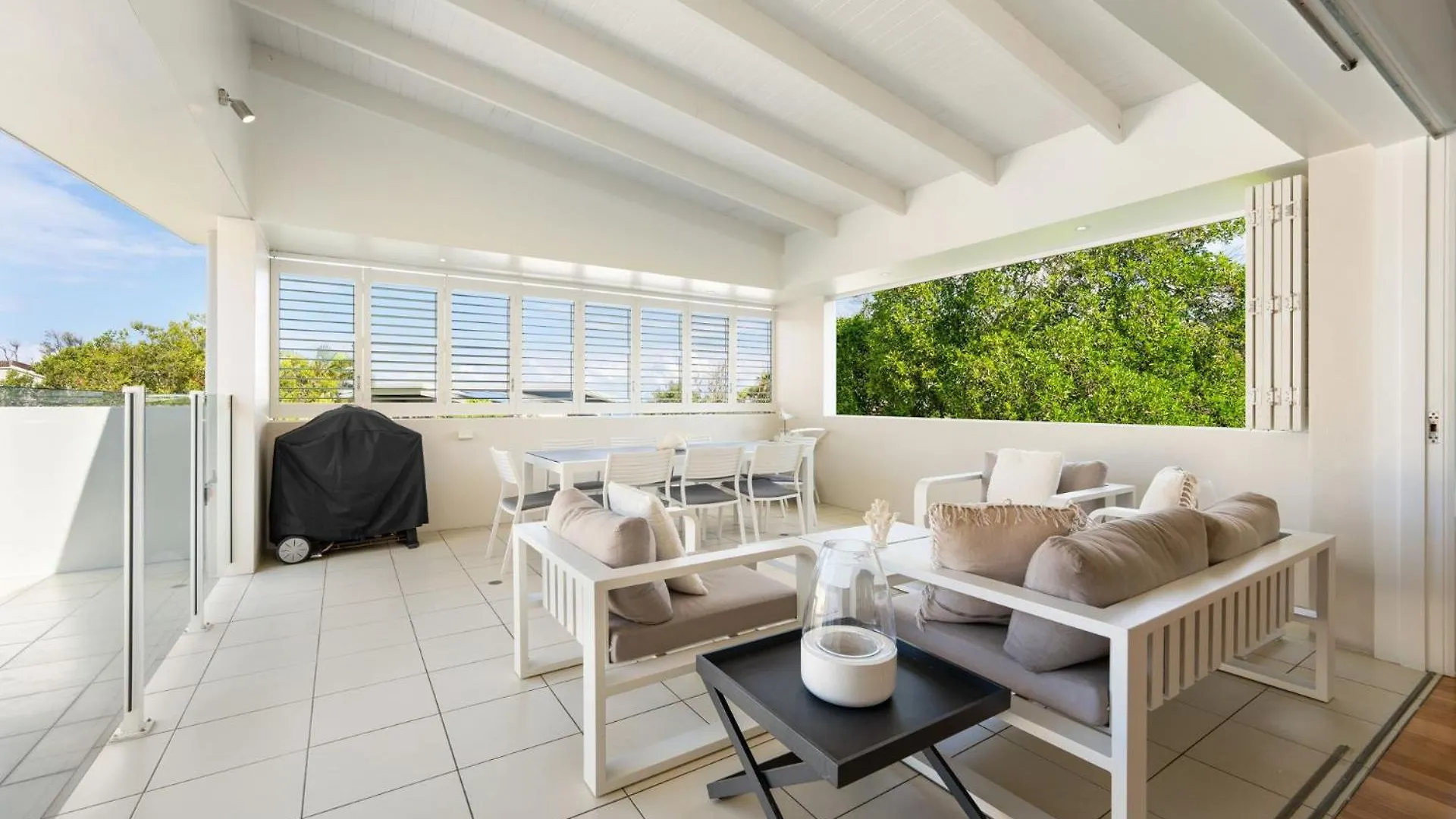 Iconic Noosa Beach House In Mcanally Drive Sunshine Beach 0*,